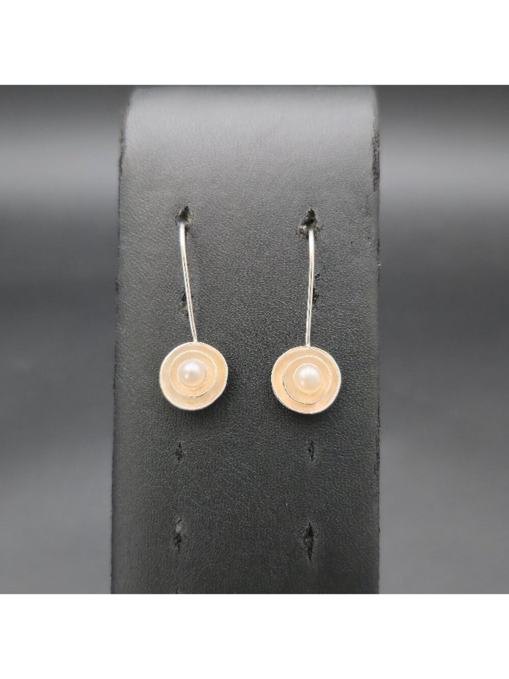 Sterling Silver Concentric Circle Spiral Freshwater Pearl Dangle Earrings A8893